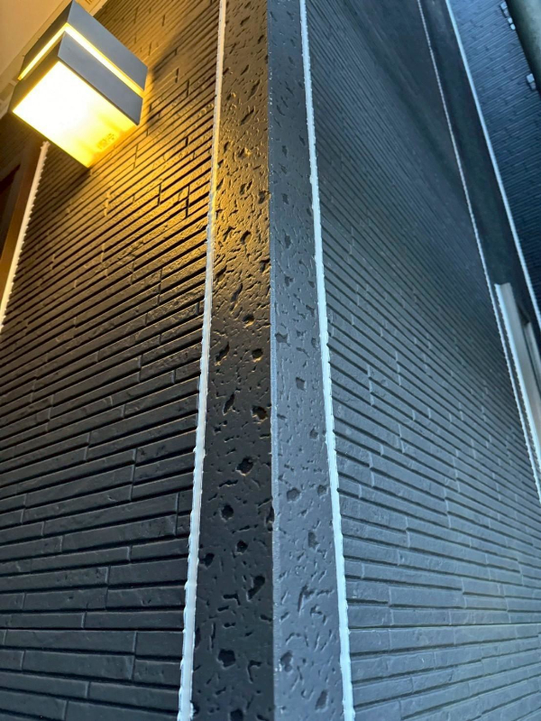 千葉市若葉区D様_施工中シーリング充填