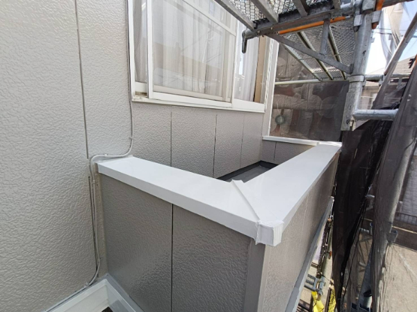 千葉市花見川区C様_バルコニー軒天施工前
