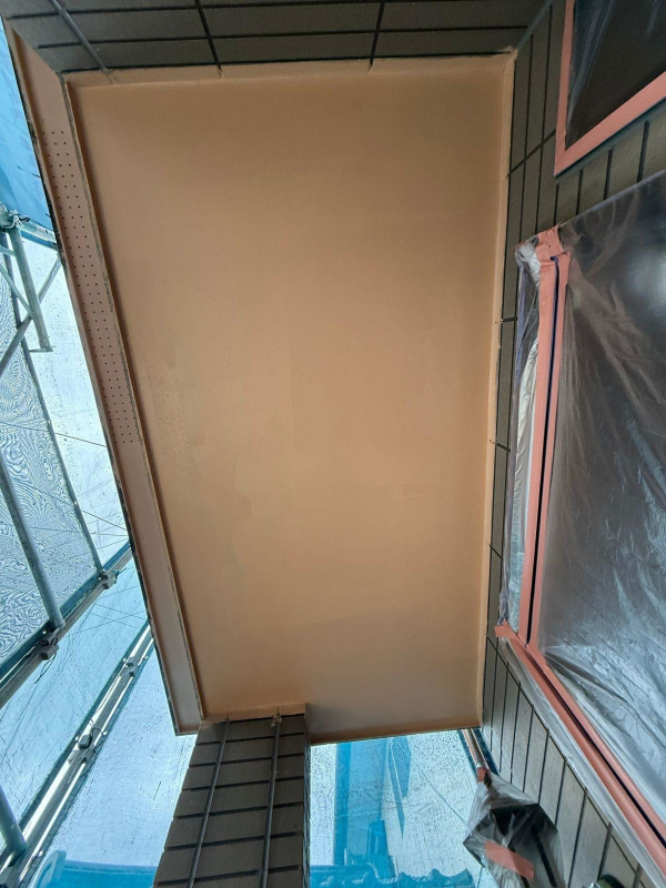 千葉市T様_軒天施工中2