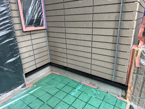 千葉市T様_シーリング充填玄関まわり