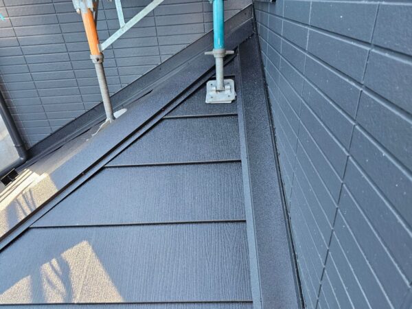 千葉市T様_屋根カバー工事完了