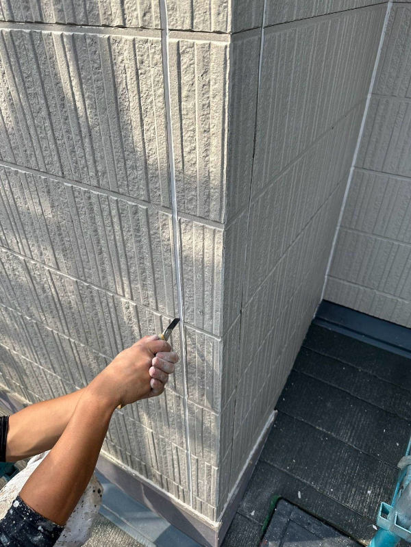 千葉市中央区_M様施工前シーリング撤去