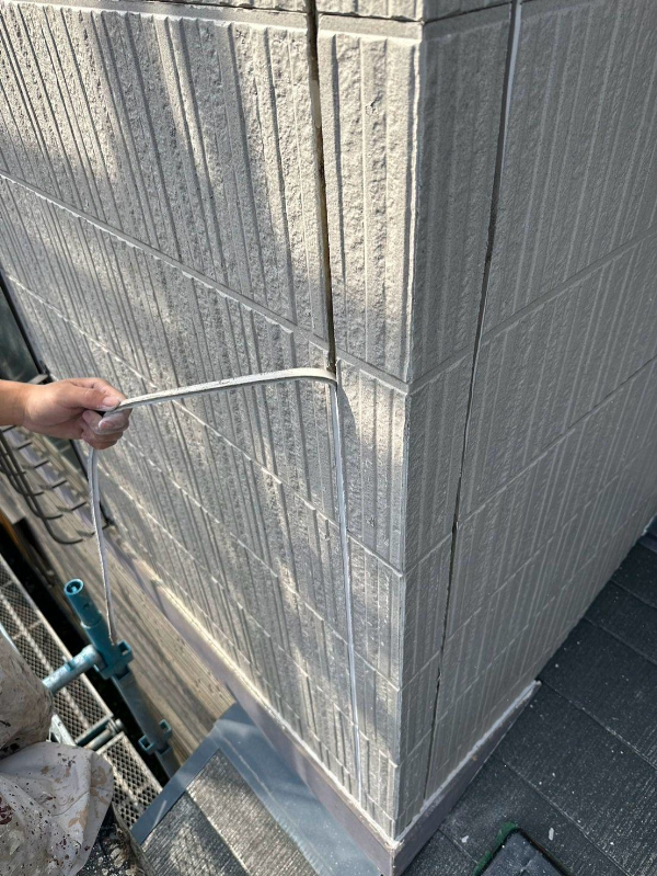 千葉市中央区_M様施工前シーリング撤去2