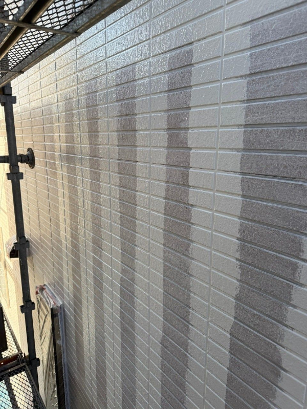 千葉市緑区I様_外壁下塗り白