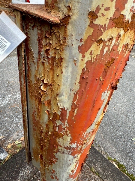 ゴルフ場_施工前錆アップ